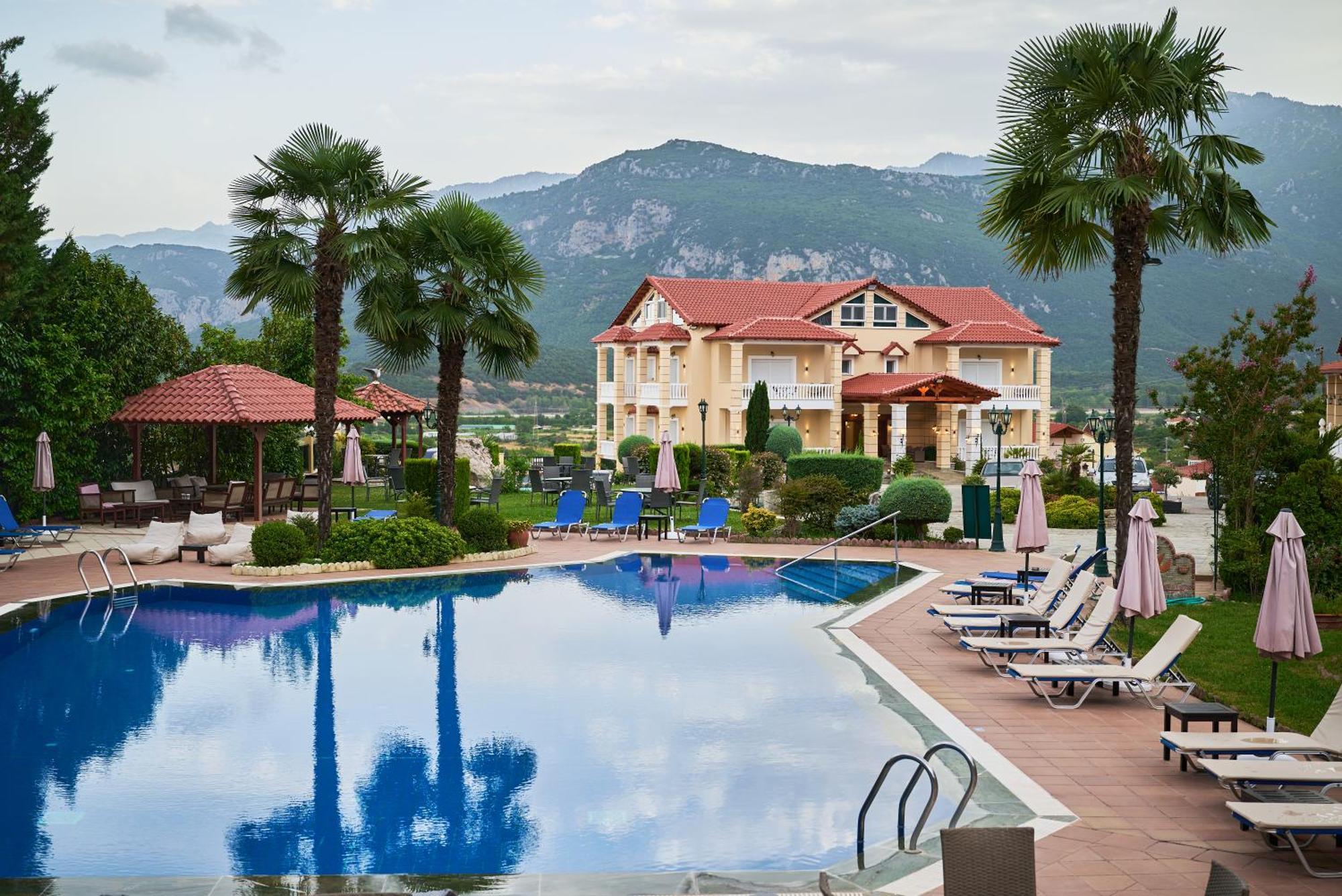 Famissi Sofita 7 Apart otel Kalampáka Dış mekan fotoğraf